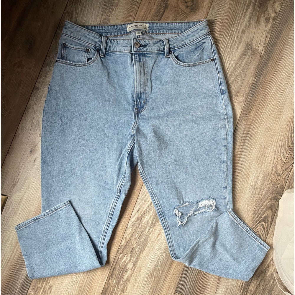 Abercrombie Curve Love High Rise Skinny Jean